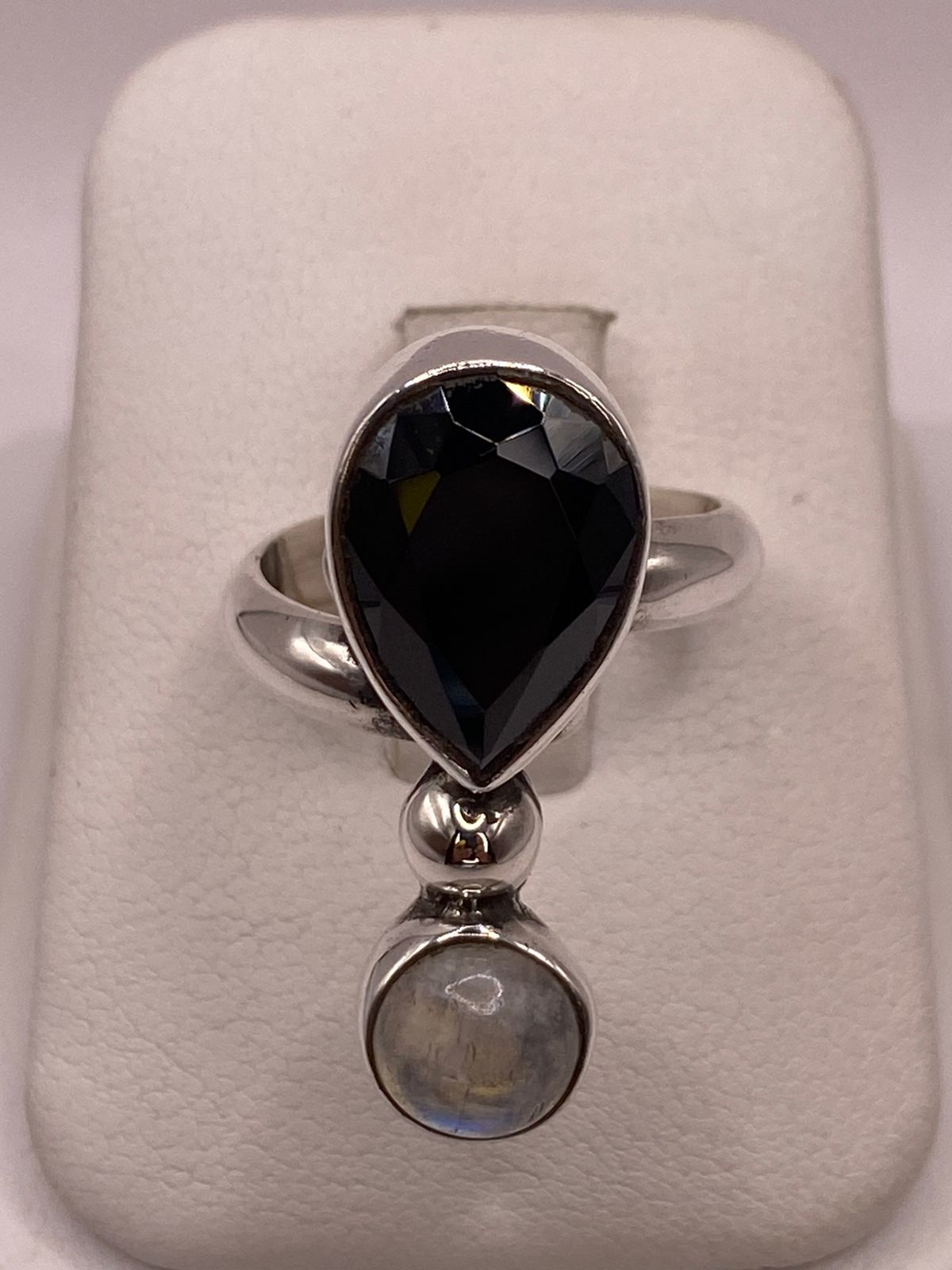 ANILLO DE PLATA LEY 925 CON OBSIDIANA Y PIEDRA LUNA