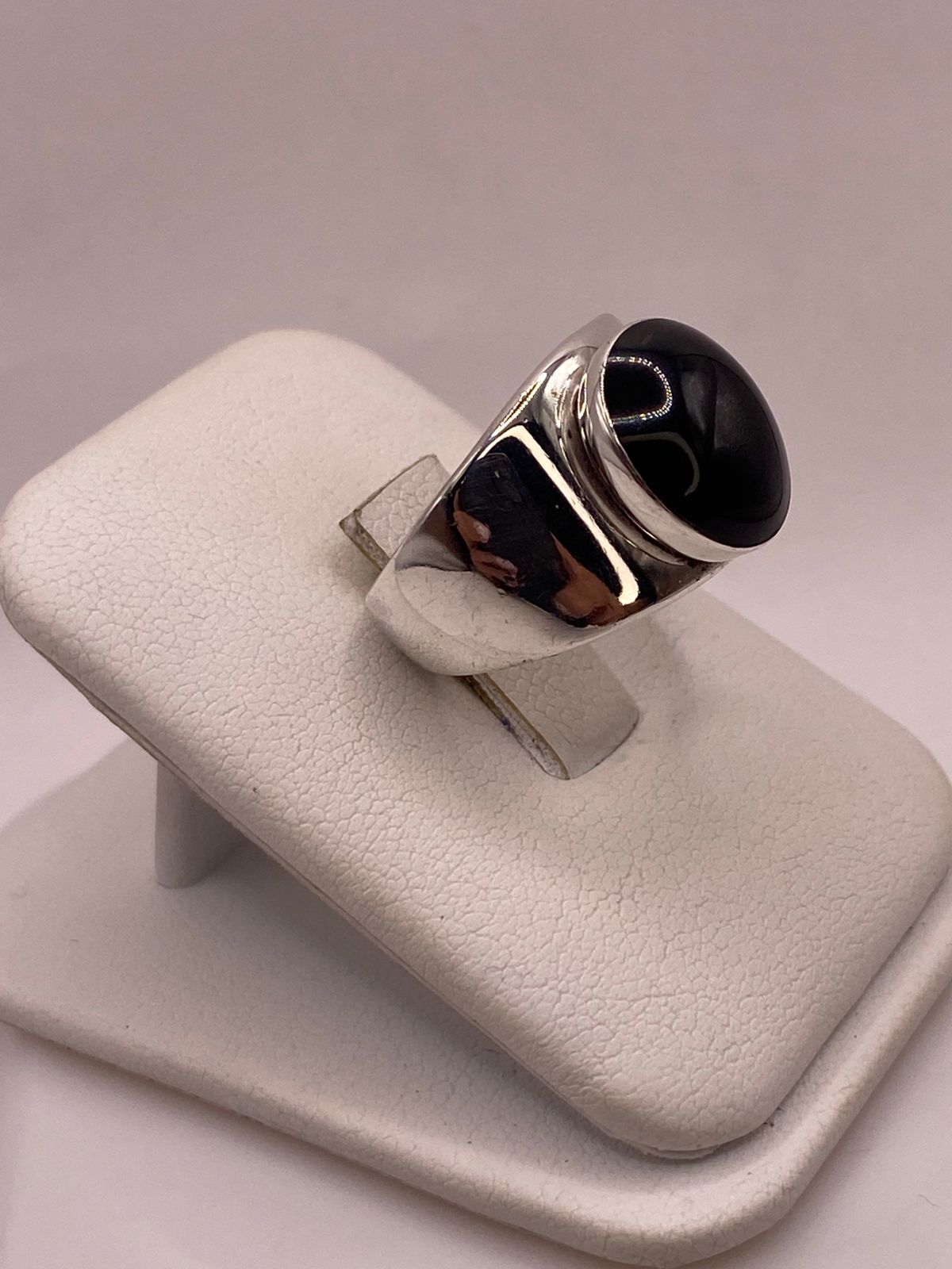 ANILLO DE PLATA LEY 925 CON ÓNIX NEGRO