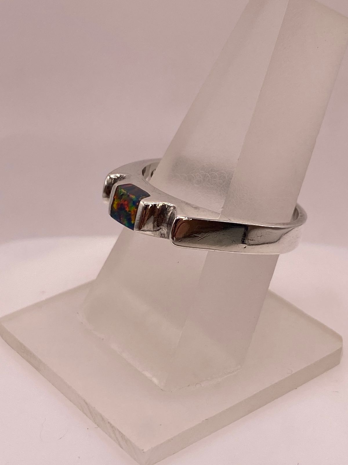 ANILLO DE PLATA LEY 925 CON ÓPALO DE FUEGO