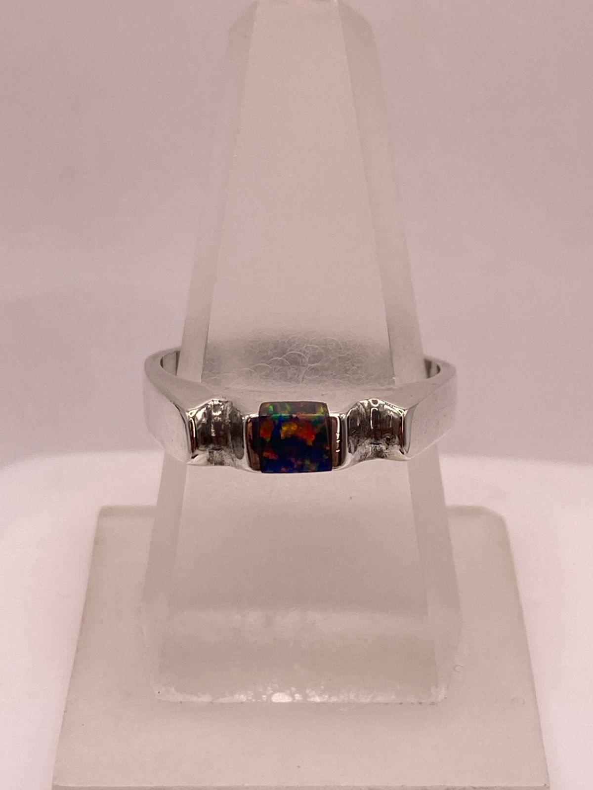 ANILLO DE PLATA LEY 925 CON ÓPALO DE FUEGO