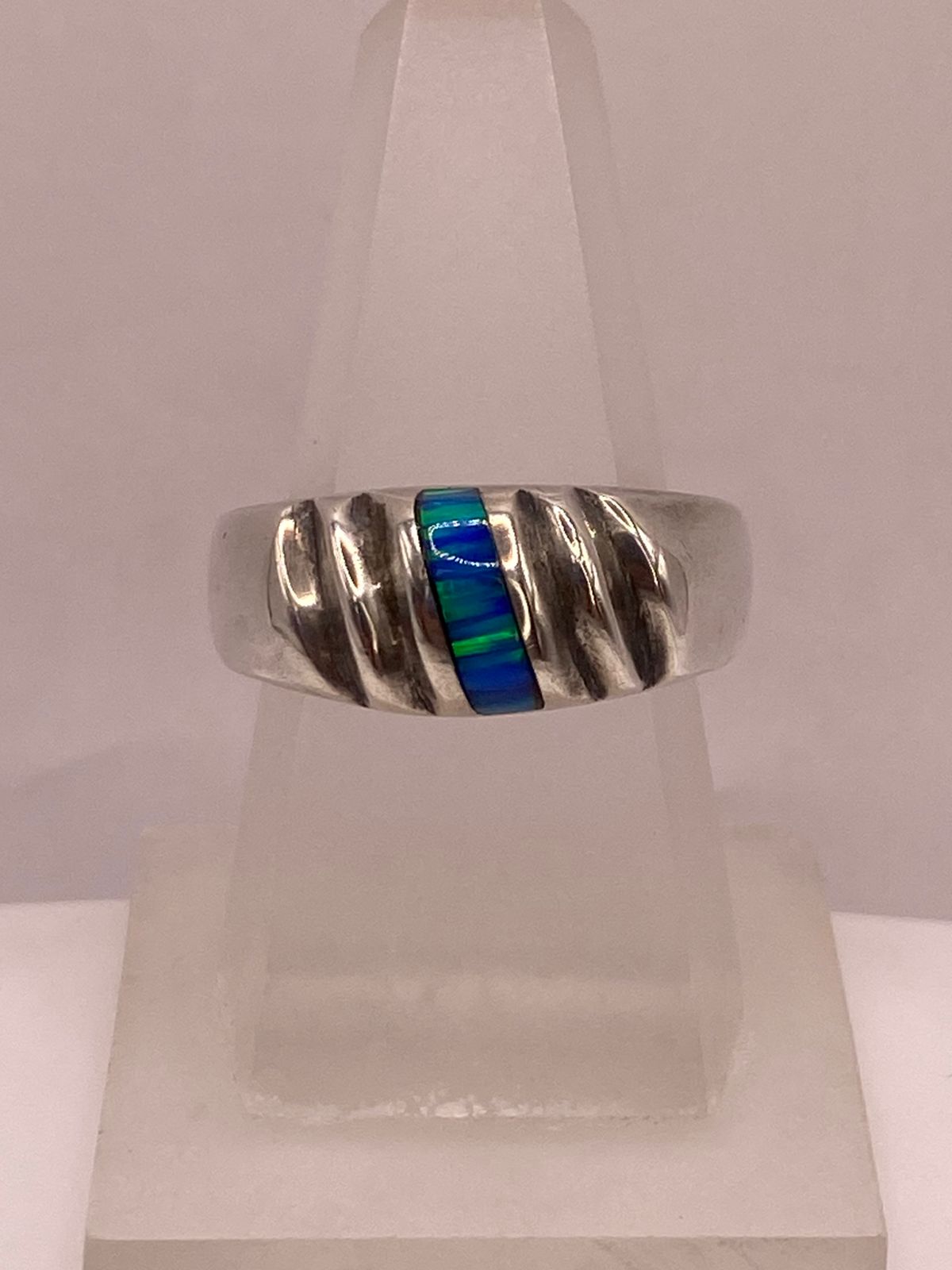 ANILLO DE PLATA LEY 925 CON ÓPALO DE FUEGO AZUL