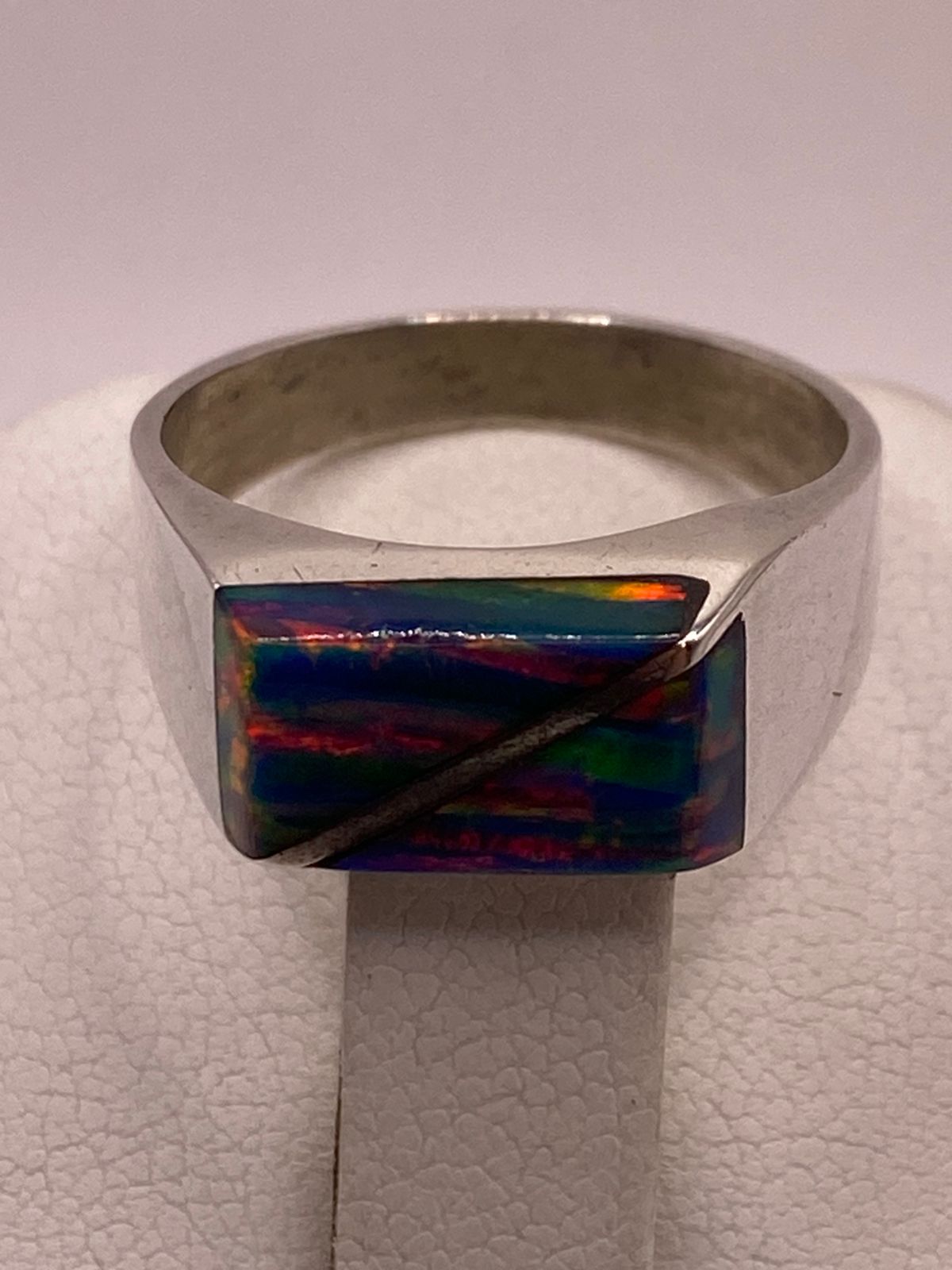 ANILLO DE PLATA LEY 925 CON ÓPALO DE FUEGO AZUL