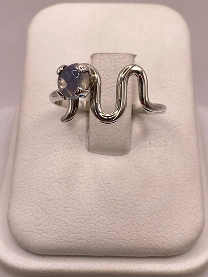 Anillo de Plata Ley 925 con Ópalo Natural, vista frontal