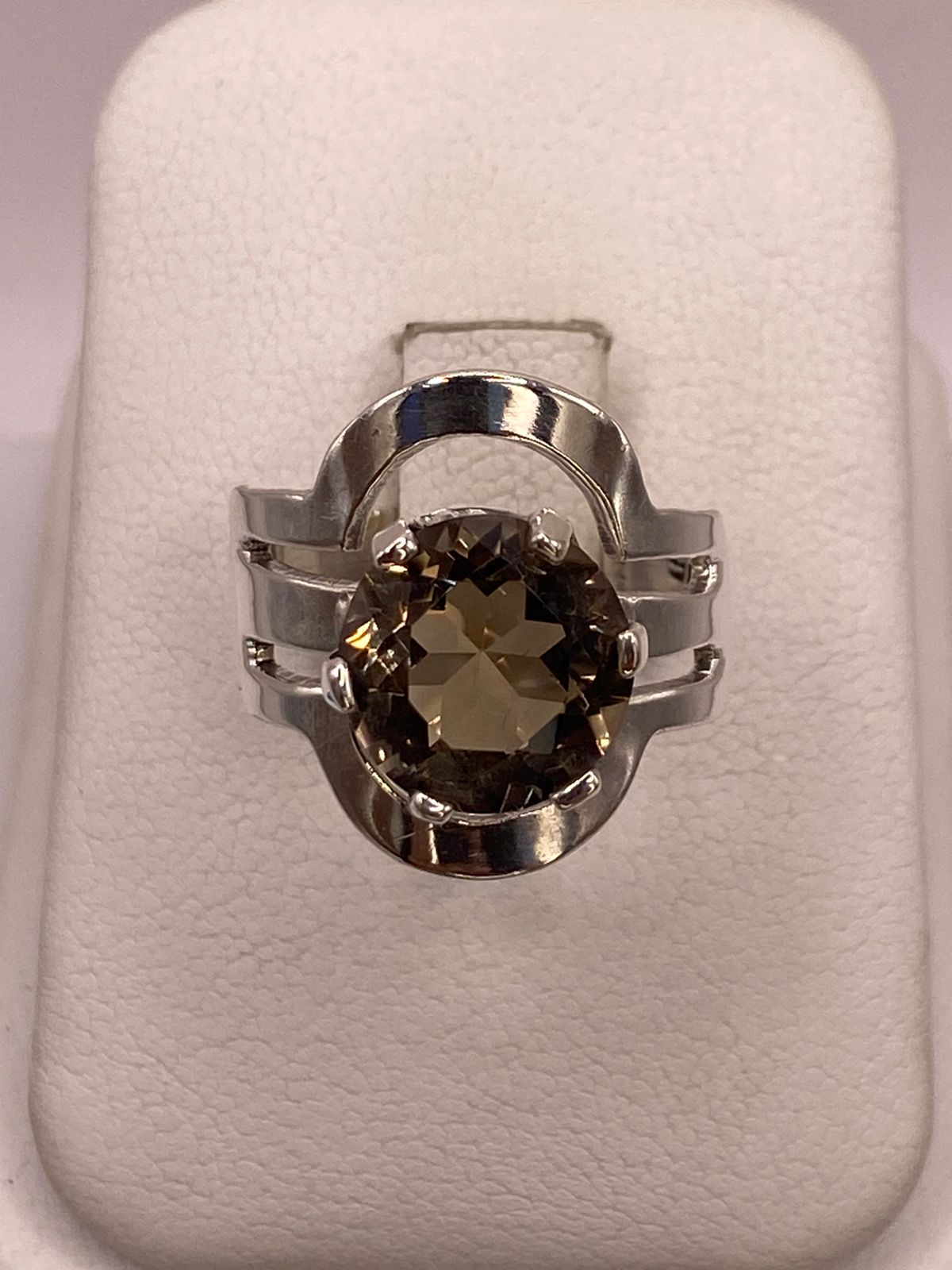 ANILLO DE PLATA LEY 925 CON ZIRCONIA COLOR CHAMPAGNE