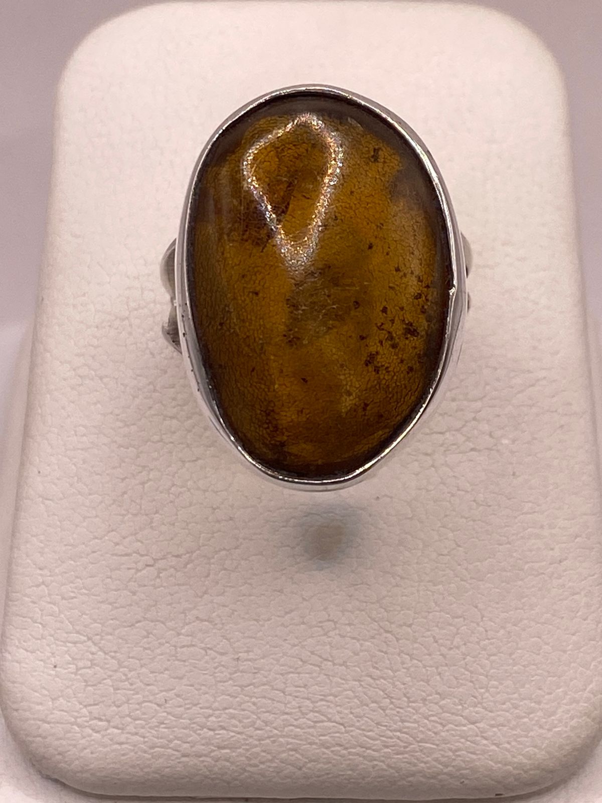 ANILLO DE PLATA LEY 950 CON ÁMBAR NATURAL