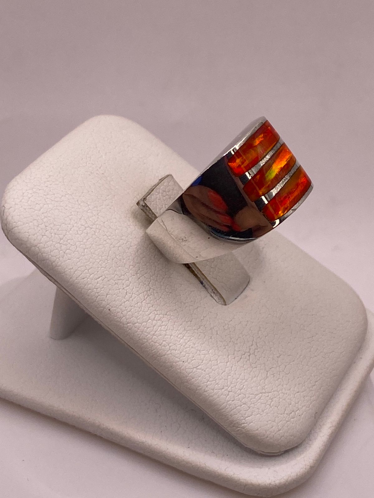 ANILLO DE PLATA LEY 950 CON ÓPALO DE FUEGO