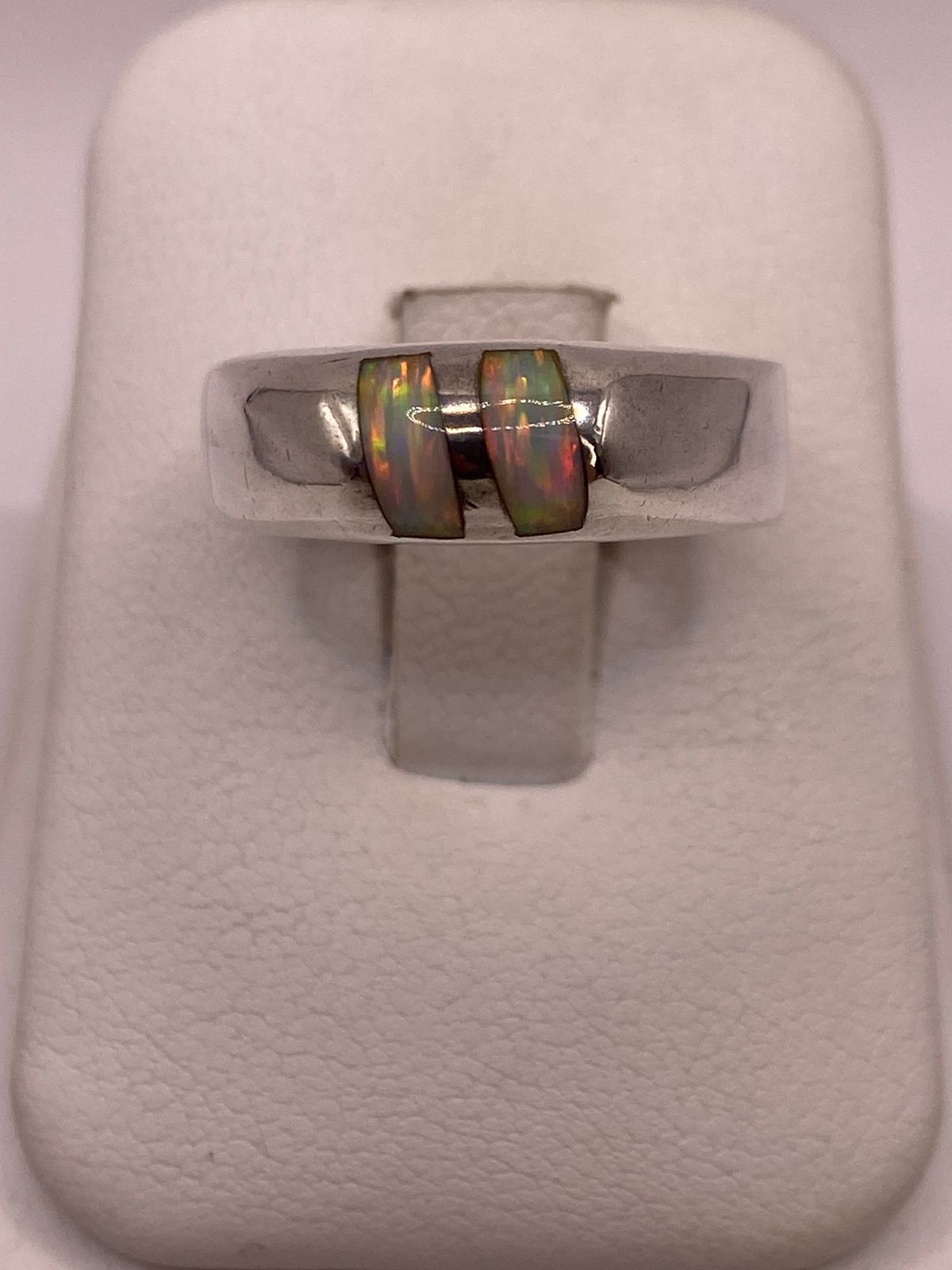 ANILLO DE PLATA LEY 950 CON ÓPALO DE FUEGO
