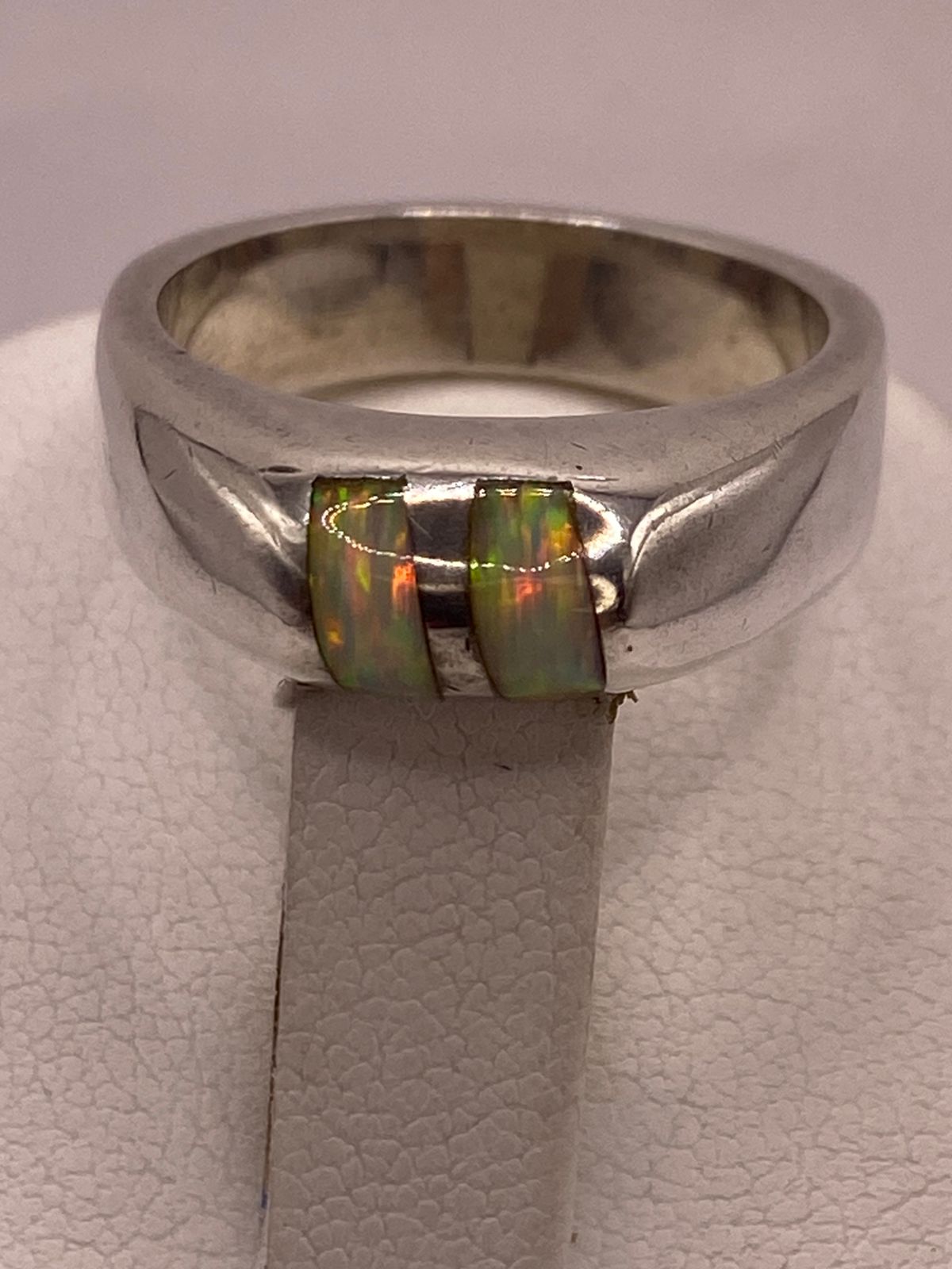 ANILLO DE PLATA LEY 950 CON ÓPALO DE FUEGO