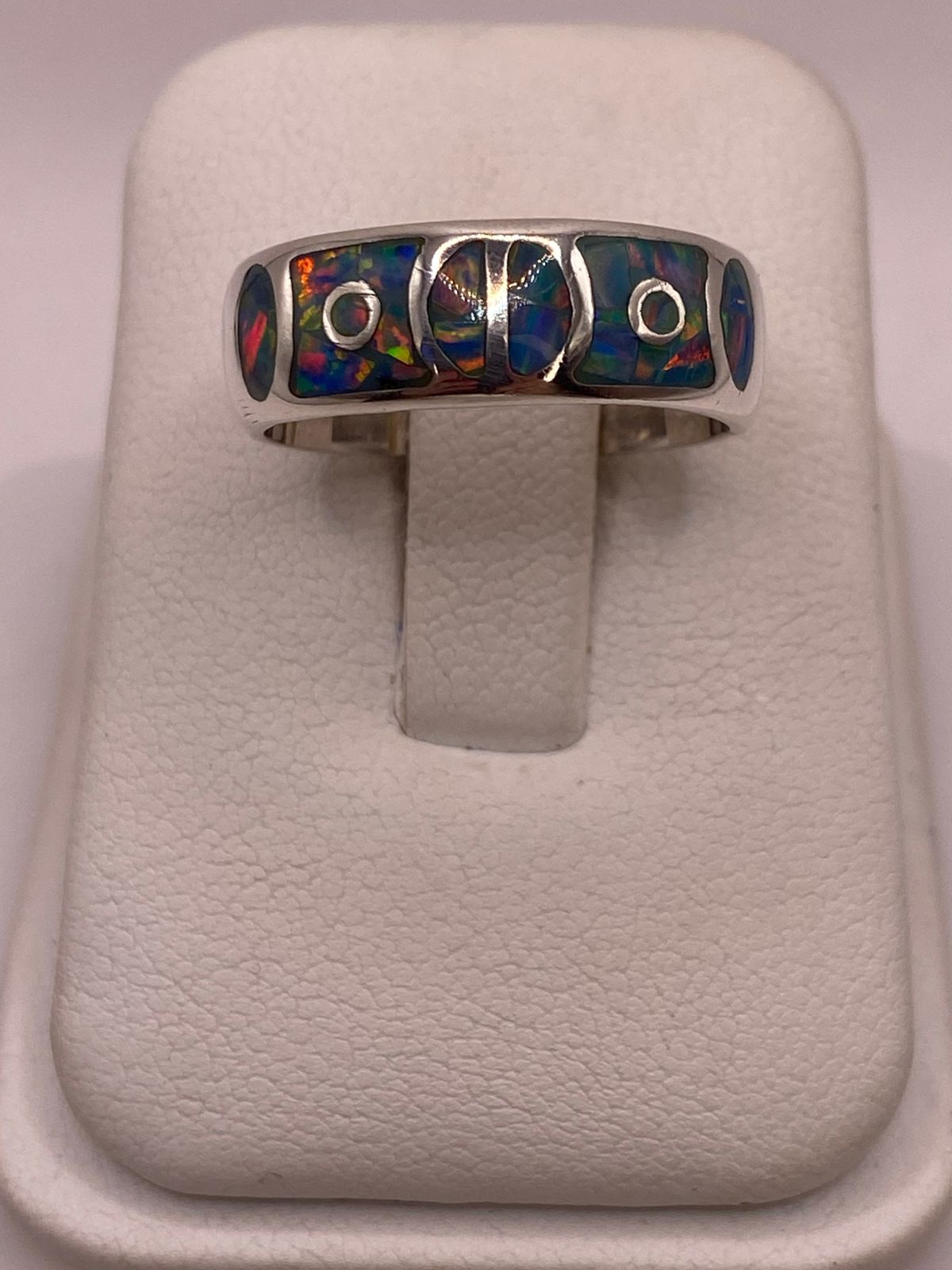 ANILLO DE PLATA LEY 950 CON ÓPALO DE FUEGO AZUL REY