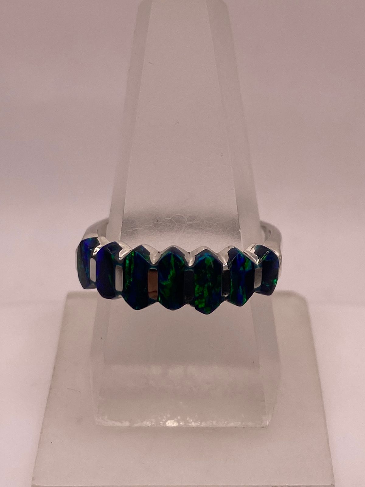💙 ANILLO DE PLATA .950 CON ÓPALO DE FUEGO AZUL DISEÑO CONTEMPORÁNEO MULTIPIEDRA
