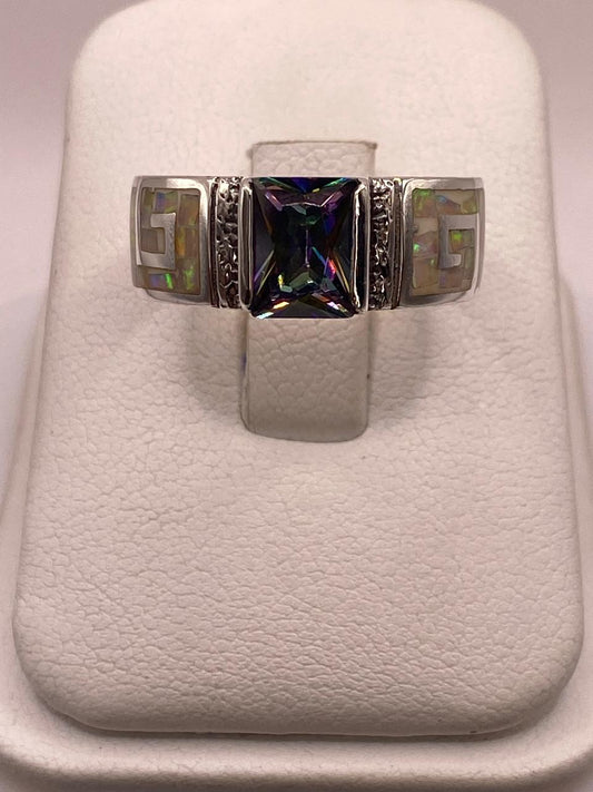 ANILLO DE PLATA .950 CON ÓPALO DE FUEGO Y ZIRCONIA DISEÑO GRECA ELEGANTE 💎