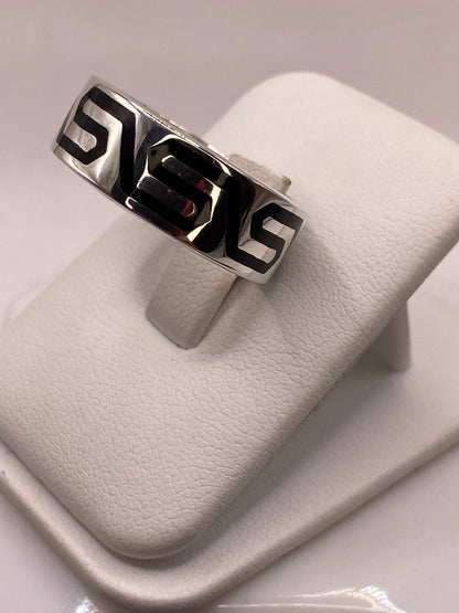 Anillo de Plata .925 con Greca Prehispánica, vista lateral