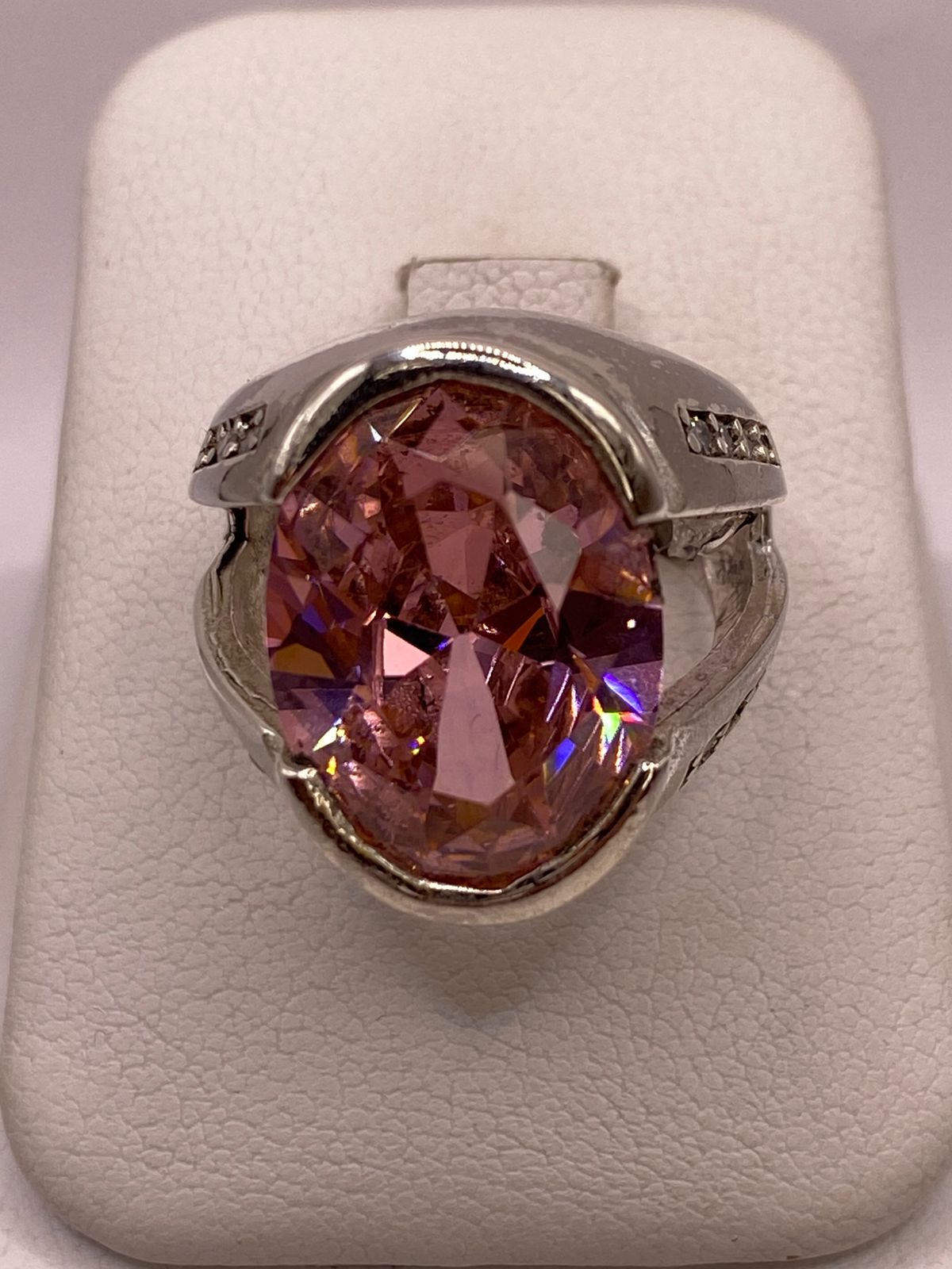 Anillo de Plata 925 con Zirconia Rosa Ovalada