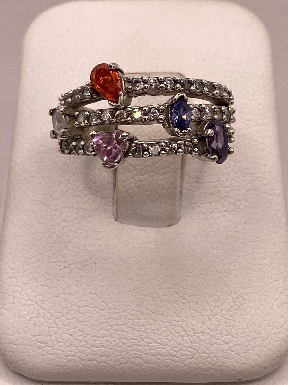 ANILLO DE PLATA 925 CON ZIRCONIAS MULTICOLOR DISEÑO TRIPLE BANDA ELEGANTE