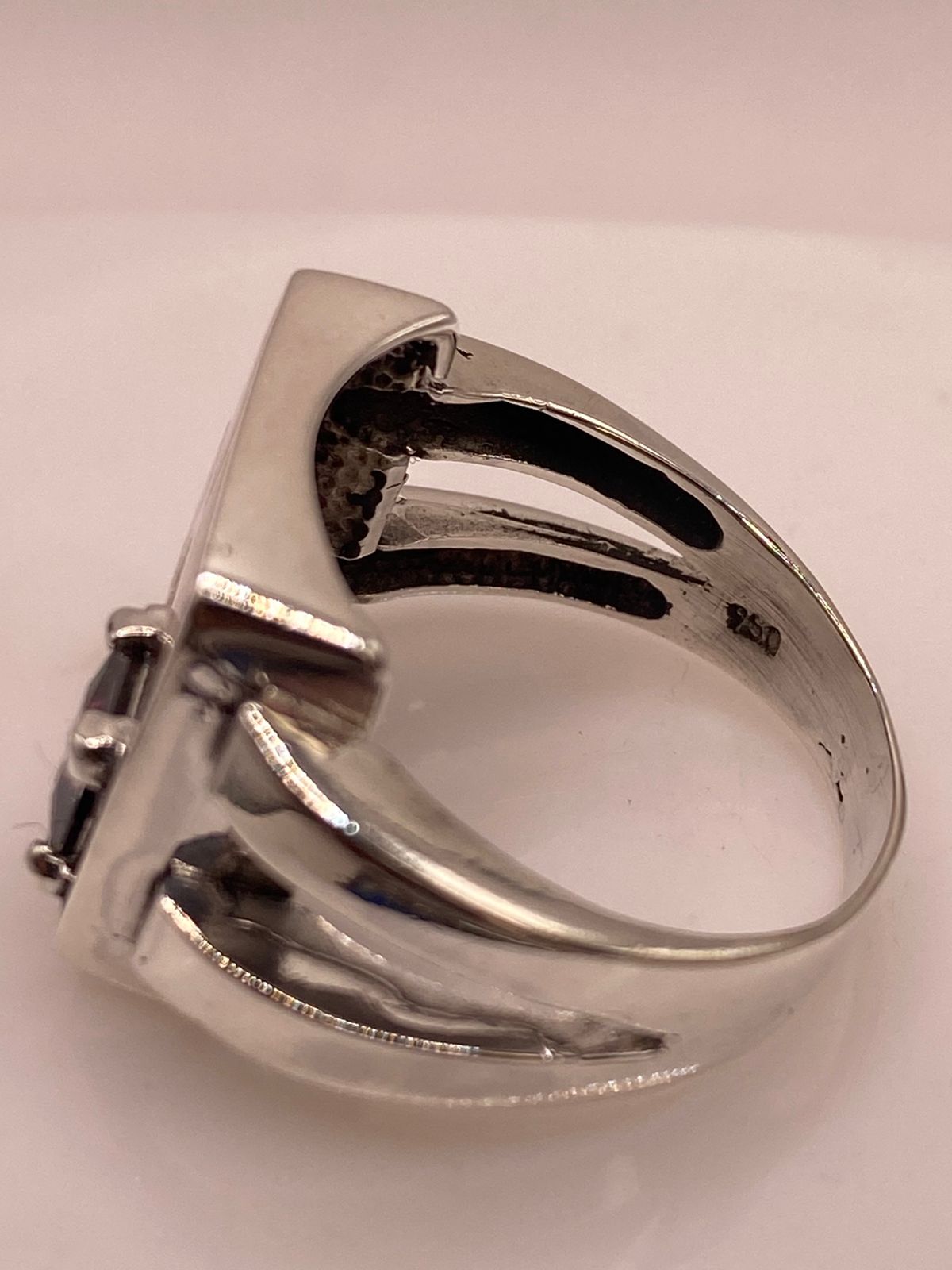 🔥 ANILLO DE PLATA .950 CON ÓPALO DE FUEGO Y ZIRCONIA MULTICOLOR  DISEÑO GEOMÉTRICO