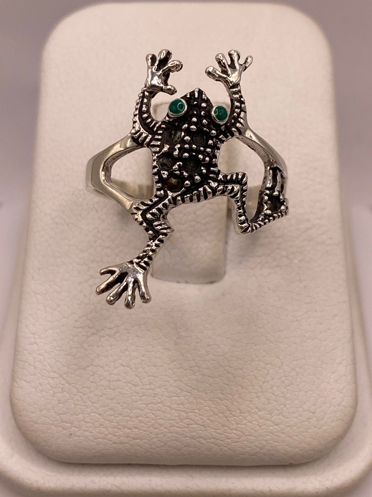 Anillo Sapo Artesanal con Marquesitas en Plata Ley 925