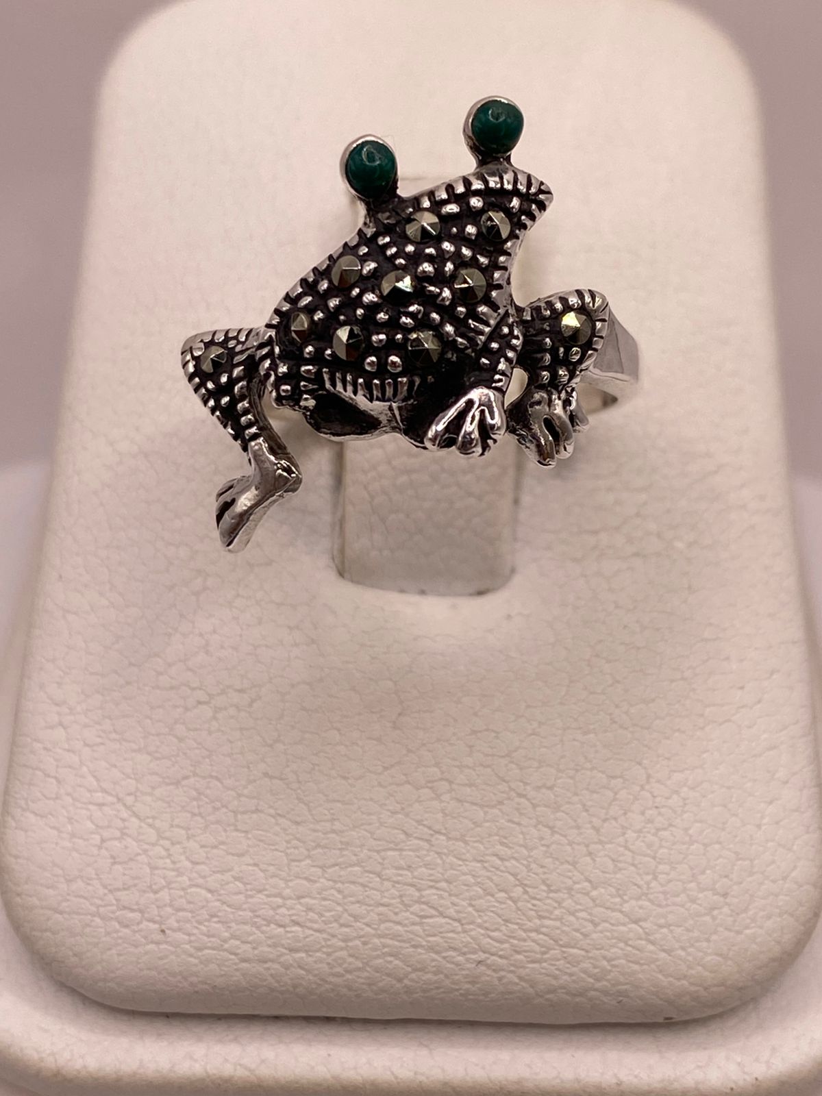 Anillo Sapo Vintage con Marquesitas en Plata Ley 925