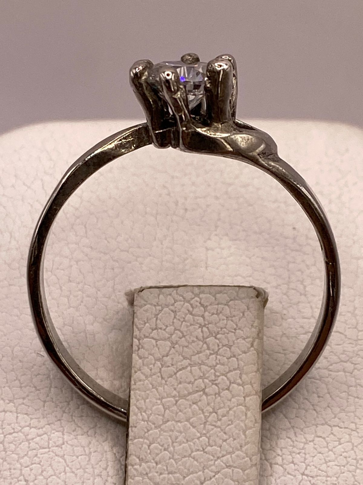 Anillo Solitario de Zirconia Blanca en Plata Ley 925