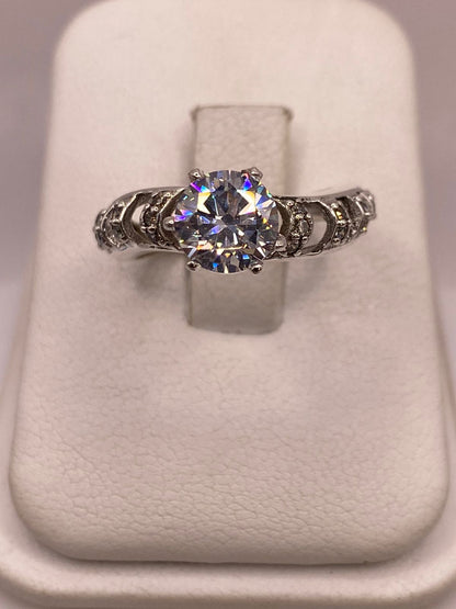 Anillo Solitario de Zirconia Blanca en Plata Ley 925, vista frontal