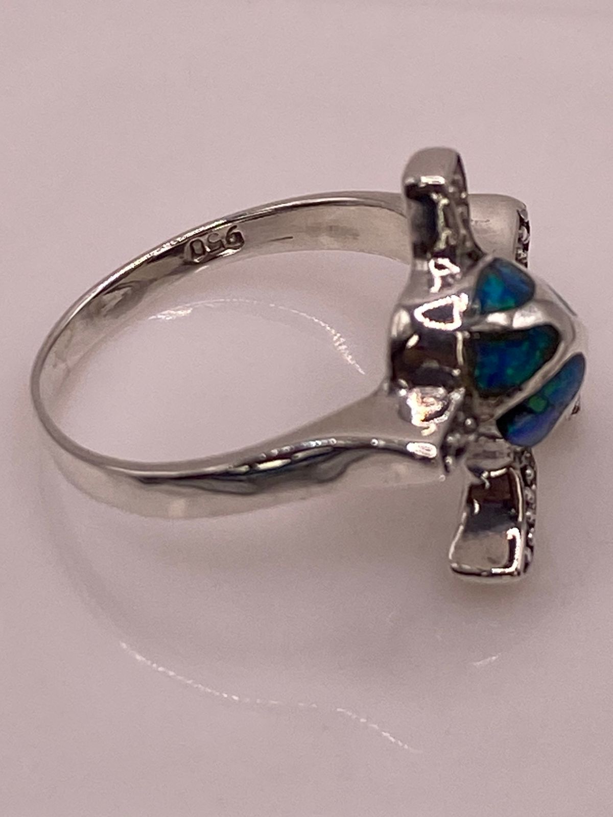 ANILLO TORTUGA MARINA EN PLATA LEY 950 CON ÓPALO DE FUEGO🐢