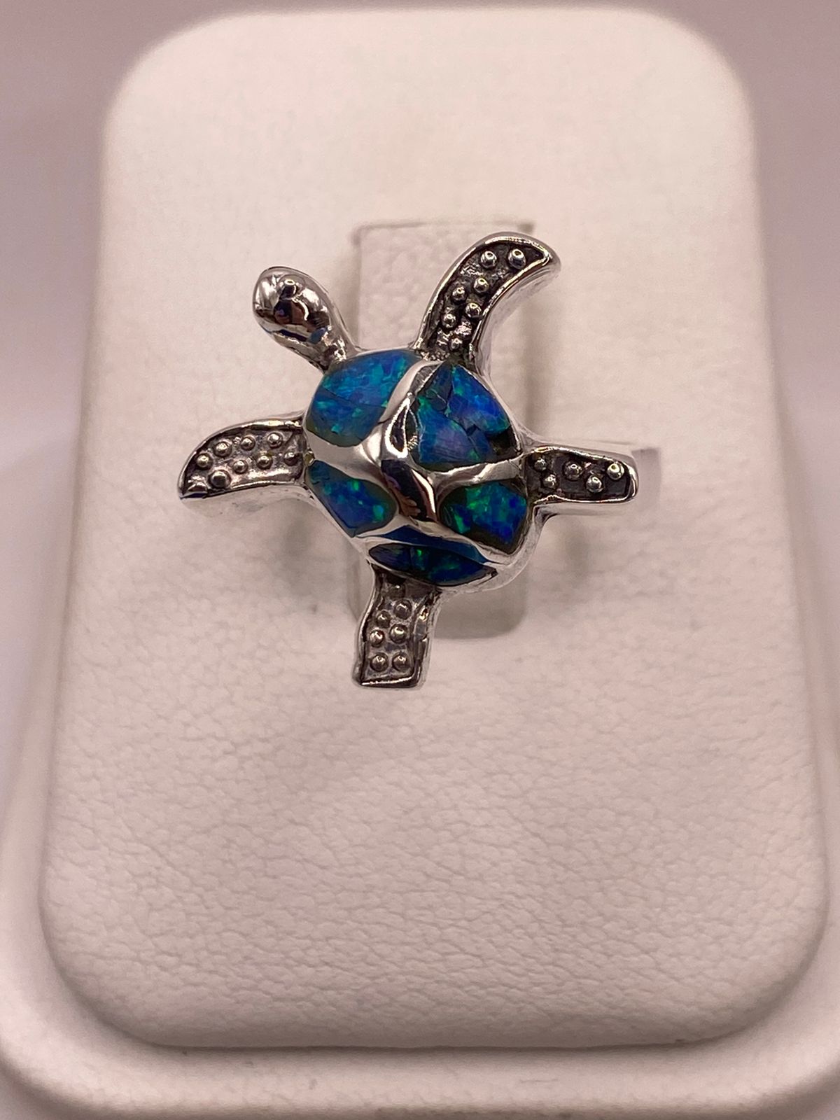 ANILLO TORTUGA MARINA EN PLATA LEY 950 CON ÓPALO DE FUEGO🐢