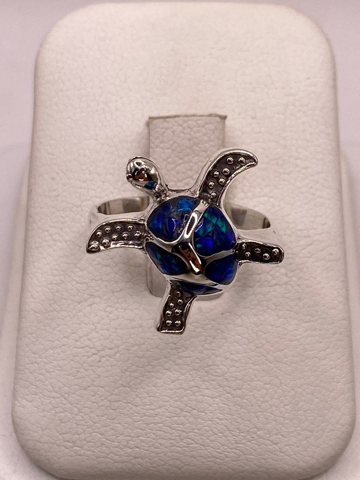 ANILLO TORTUGA MARINA DE PLATA LEY 950 CON ÓPALO DE FUEGO