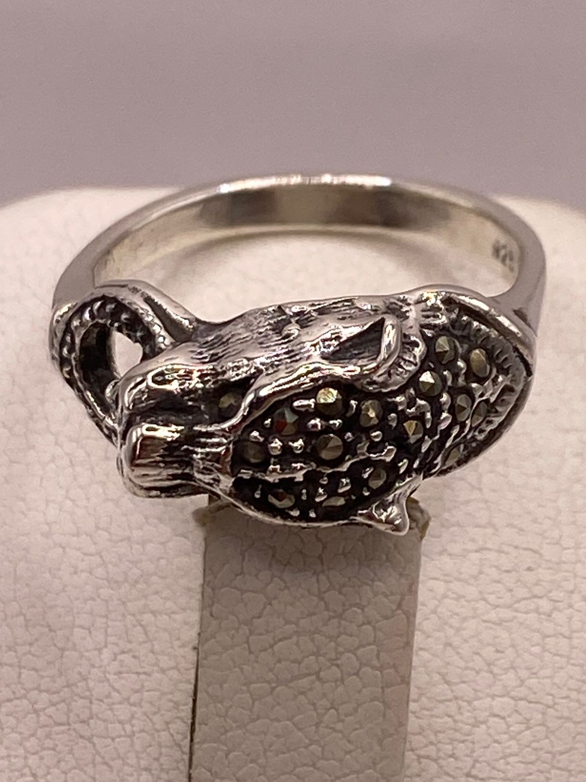 🐆 ANILLO VINTAGE FELINO CON MARQUESITAS EN PLATA LEY 925