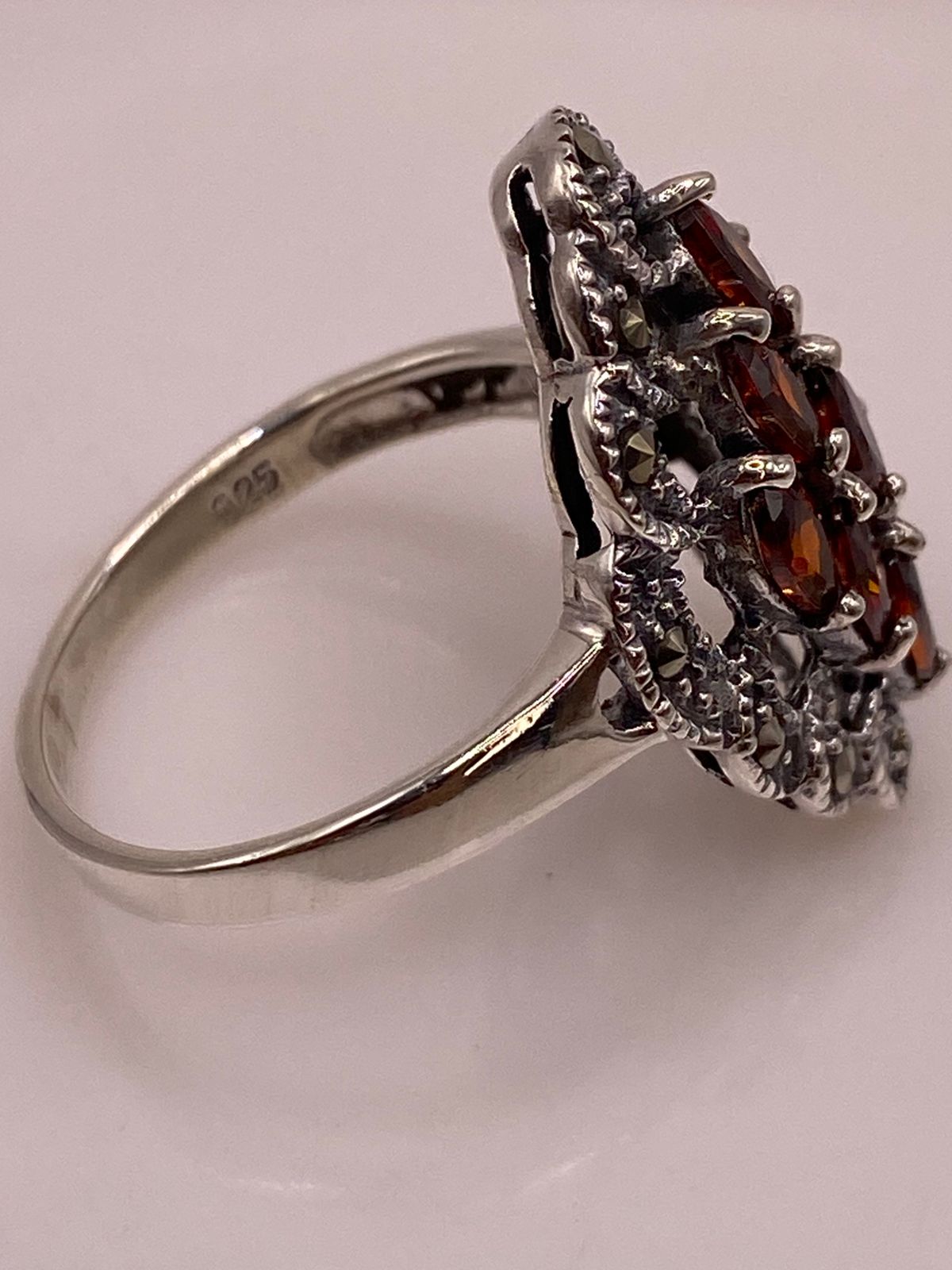 Anillo Vintage con Zirconia Naranja y Marquesitas en Plata Ley 925
