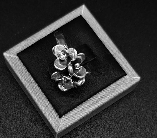 ANILLO FLORES EN  PLATA LEY 925