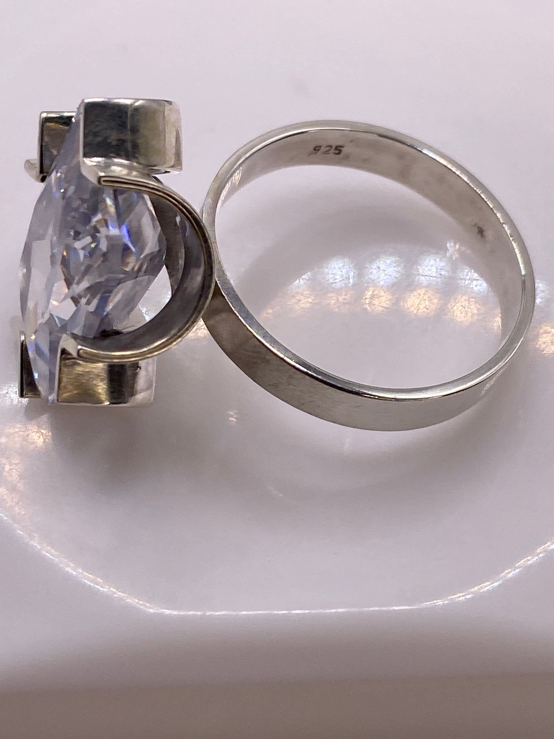 Anillo de Plata Solitario Circonia Cristalina — Diseño V — foto 5
