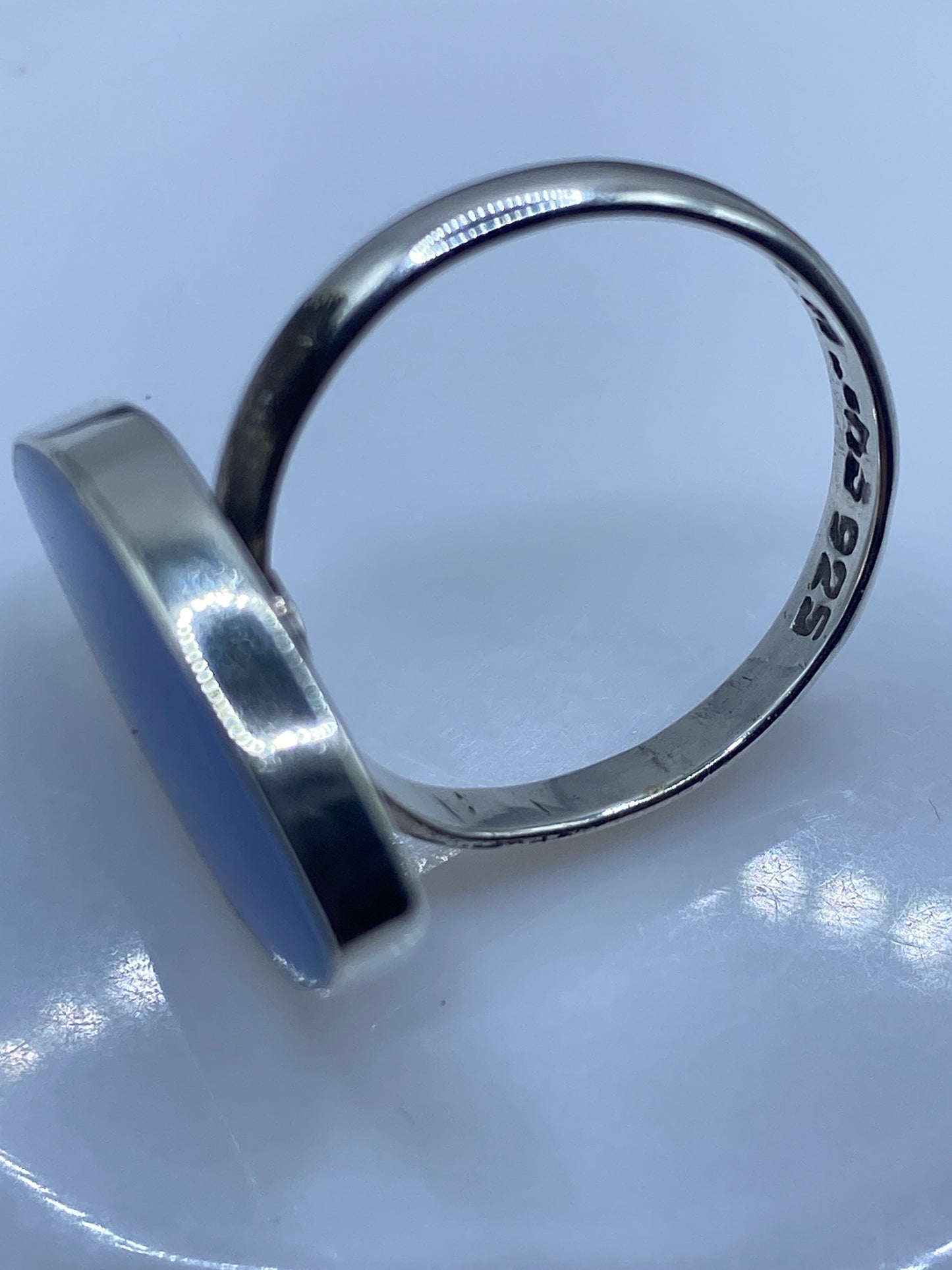 Anillo de Plata Ópalo de Fuego Azul — Minimalista Elegante — foto 5