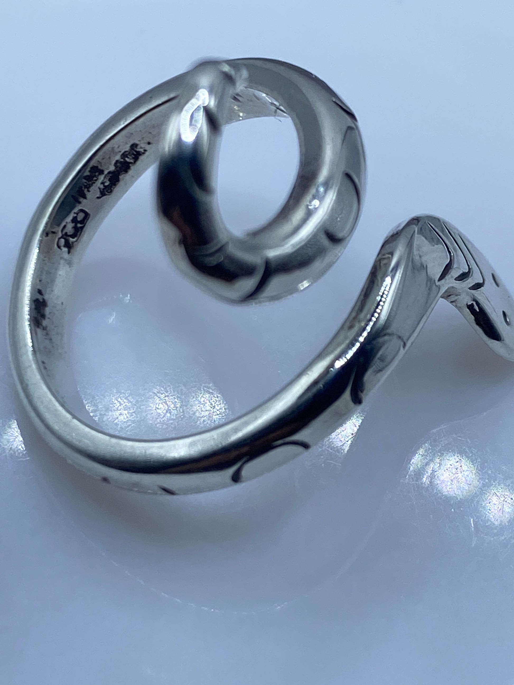 Anillo Serpiente Ajustable de Plata .925 — Diseño Envolvente — foto 5