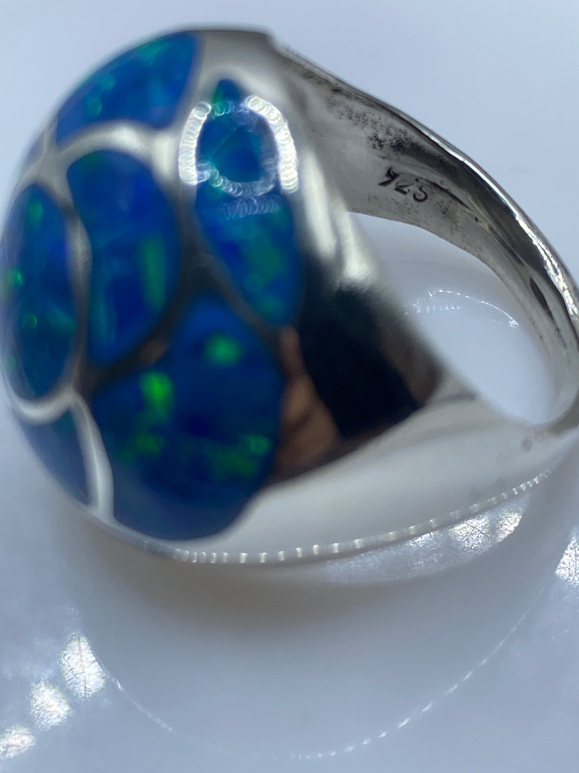 Anillo de Plata Ópalo de Fuego Azul — Coctel Artesanal — foto 5