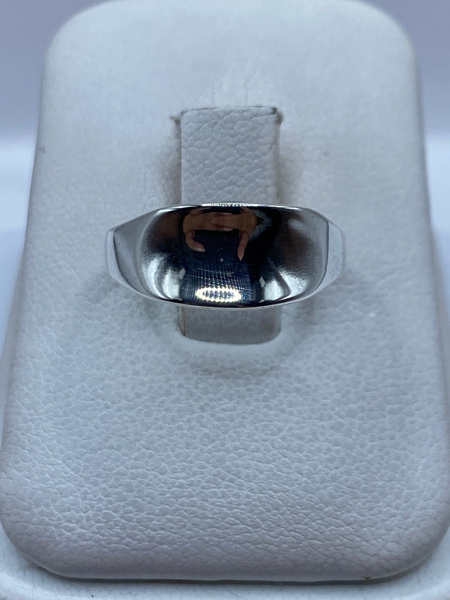 Anillo de plata .925 pulido sello minimalista en estuche de presentación