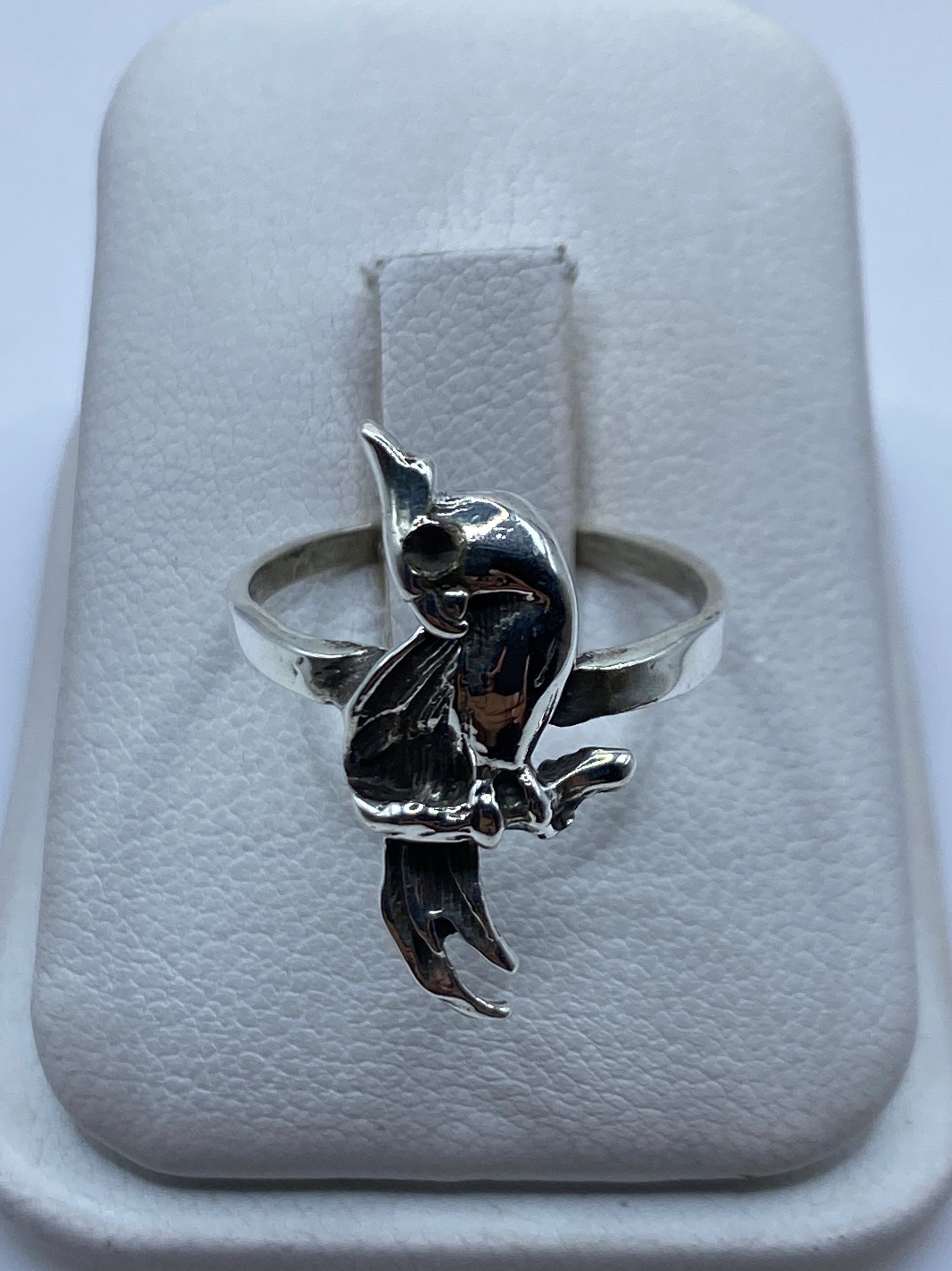 Anillo de plata con pájaro étnico minimalista en talla 8