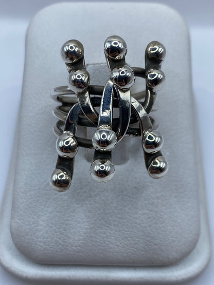 Anillo minimalista de plata .925 con banda pulida en talla 6