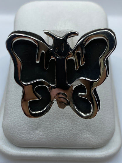 Anillo de plata con diseño de mariposa abierta, tamaño ajustable