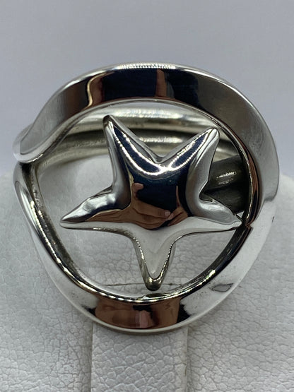 Anillo de calado de Taxco visto desde arriba en estuche blanco