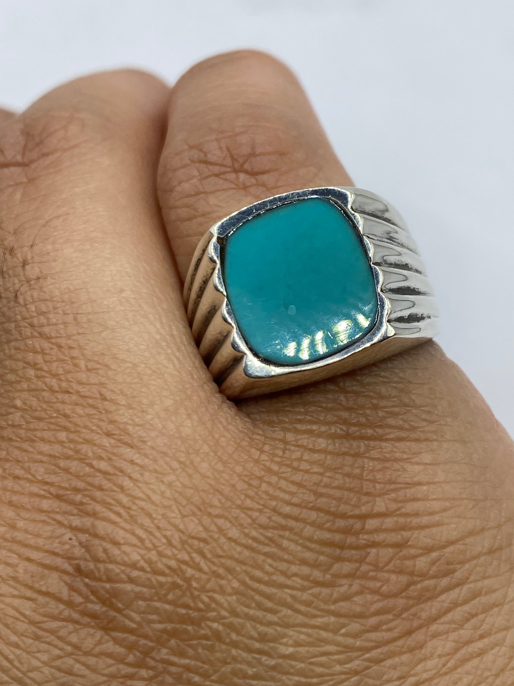 Interior del anillo mostrando el Quinto .925 grabado