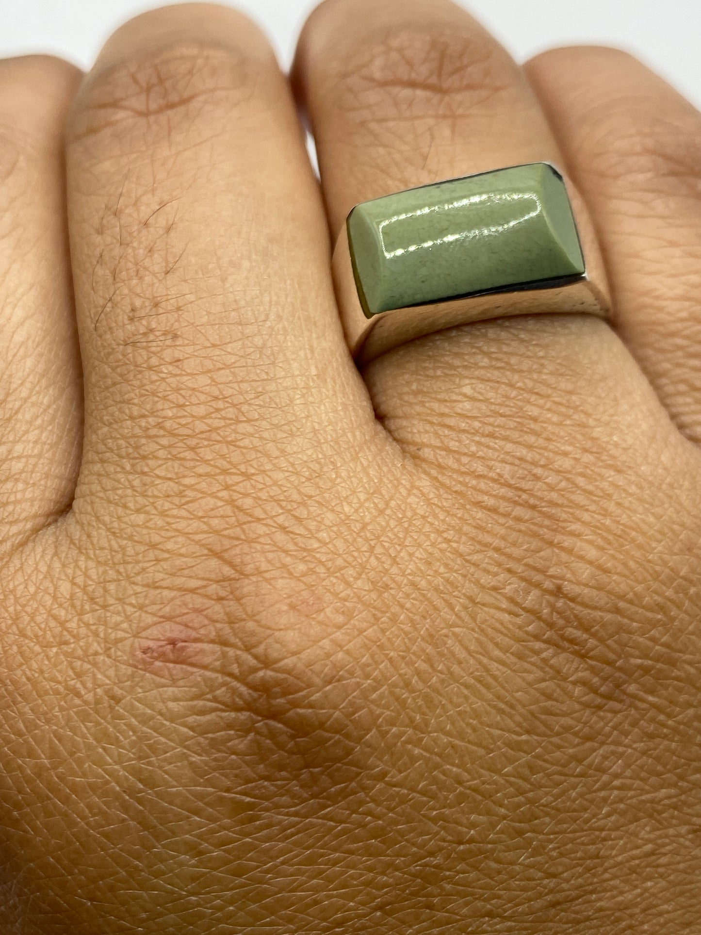 Reverso del anillo mostrando el sello .925