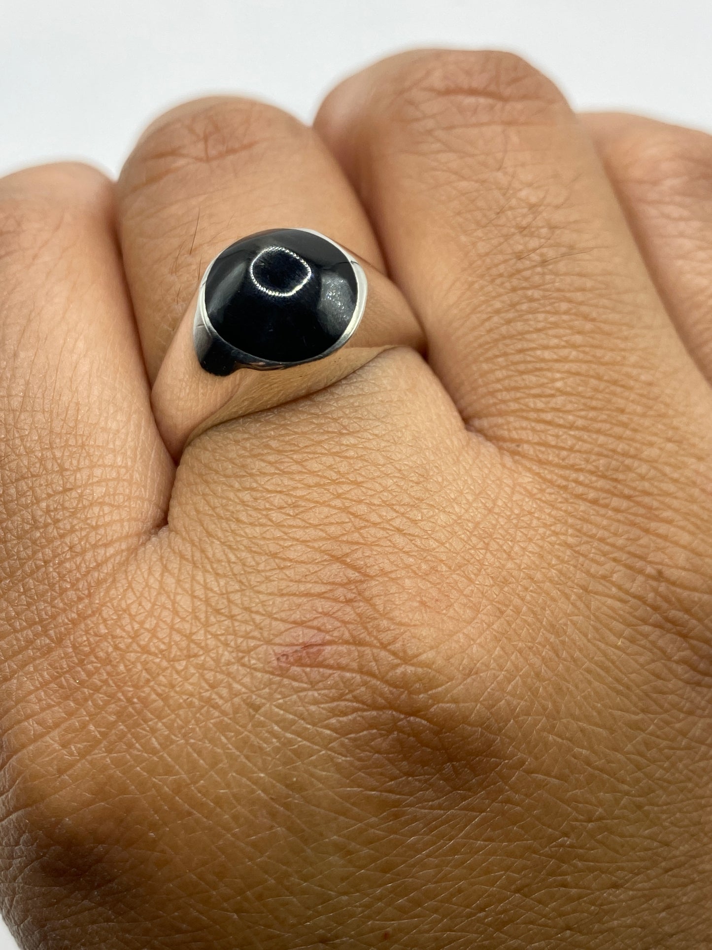Reverso del anillo con Quinto .925 grabado