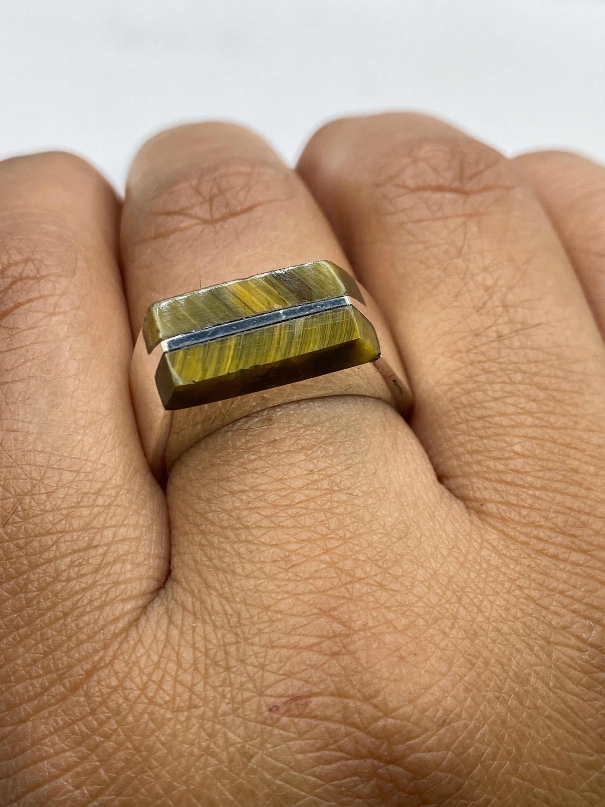 Interior del anillo con el Quinto .925 grabado, certificado de autenticidad