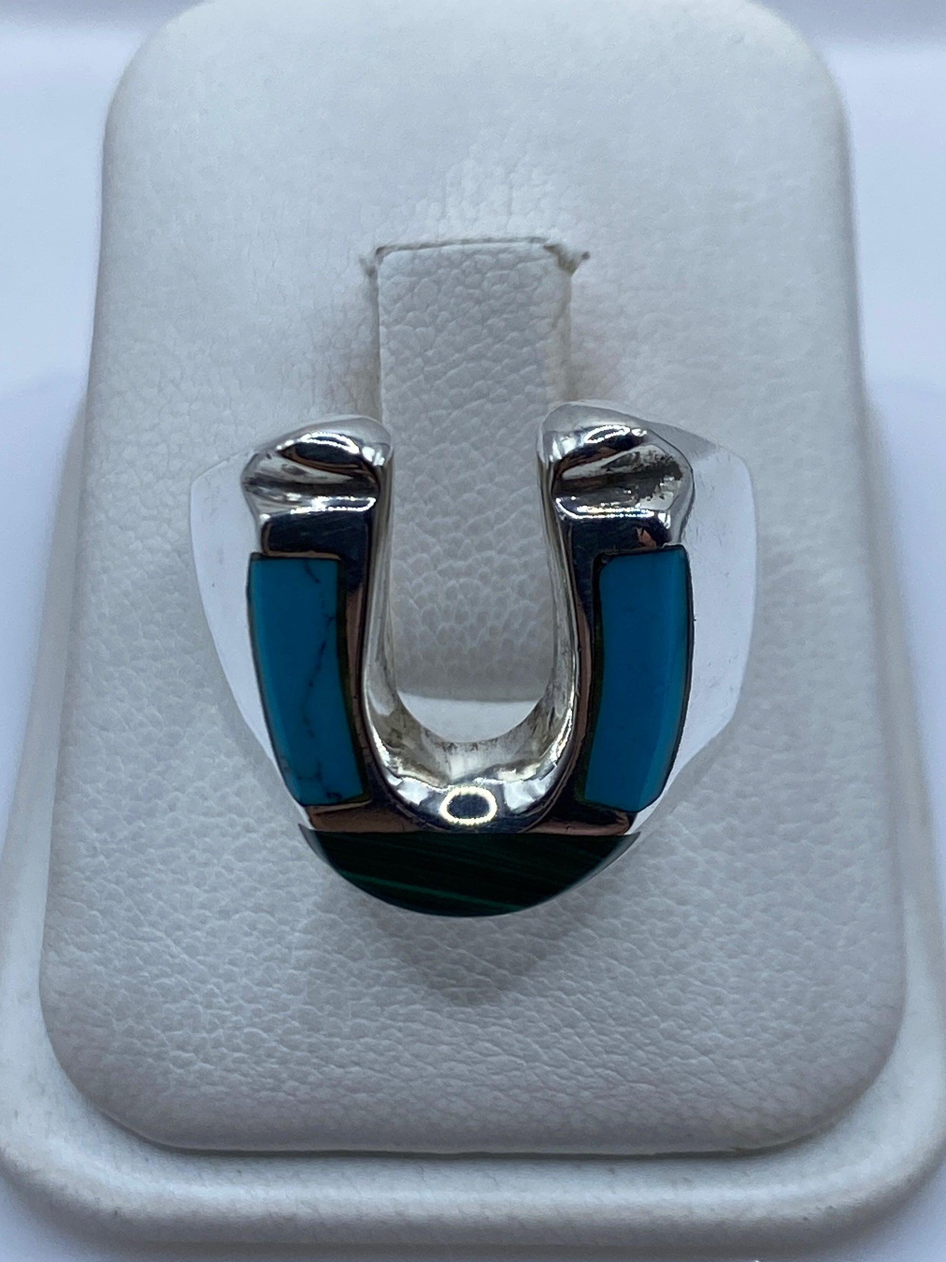 Anillo de plata .925 con turquesa azul cielo para hombre, vista frontal