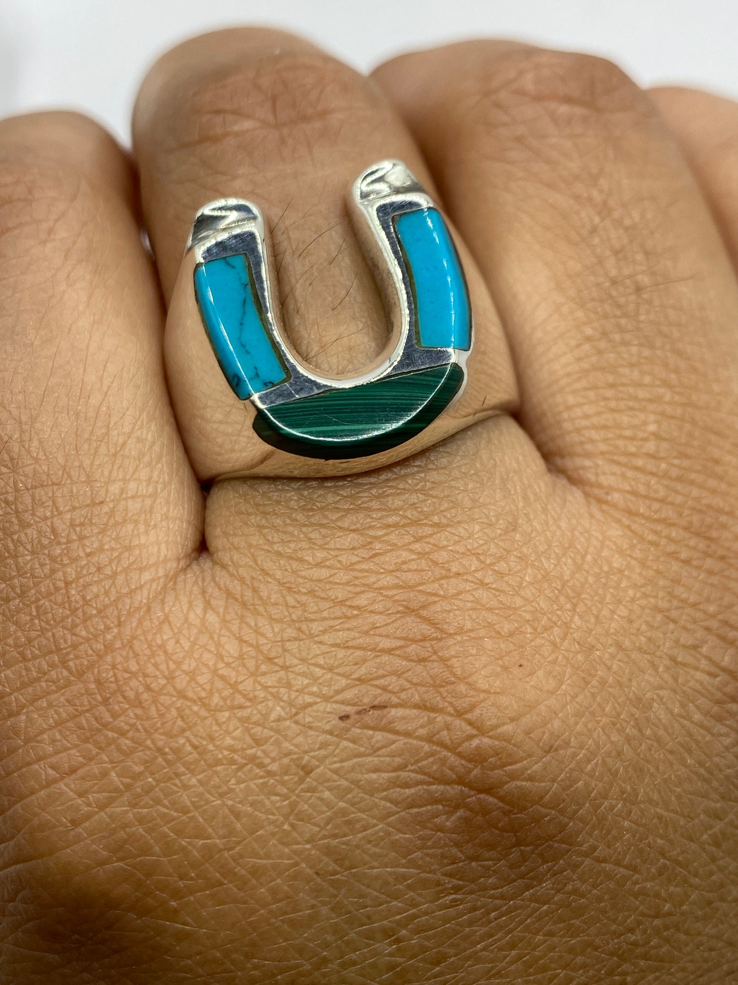 Anillo robusto de plata .925 con Quinto, vista superior