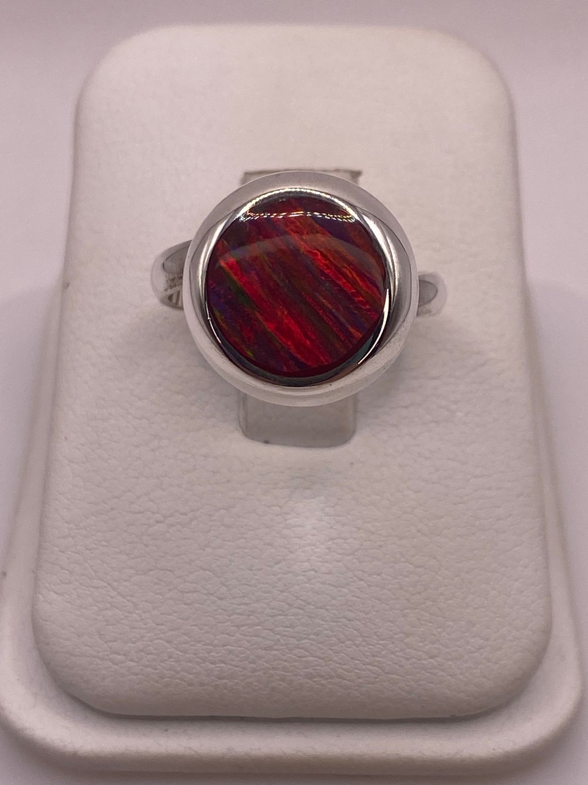 Anillo Ajustable Clásico de Plata 925 con Ópalo de Fuego