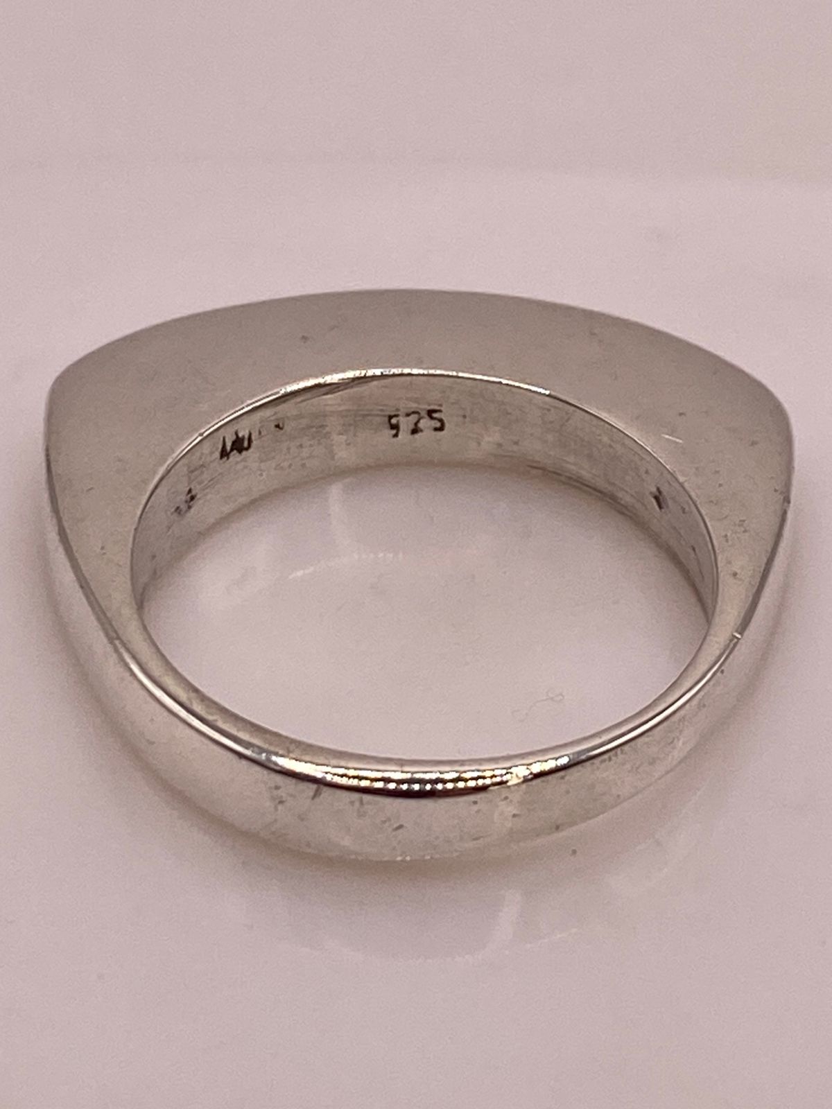 Anillo Argolla Lisa Geométrica en Plata .925