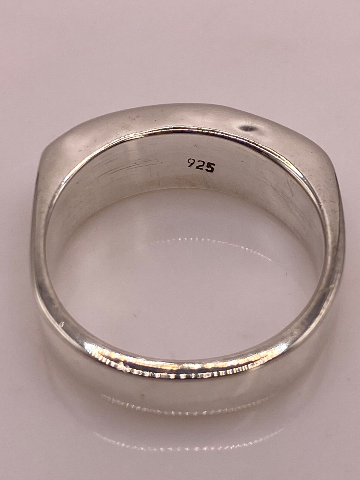 Anillo Argolla Martillada en Plata .925