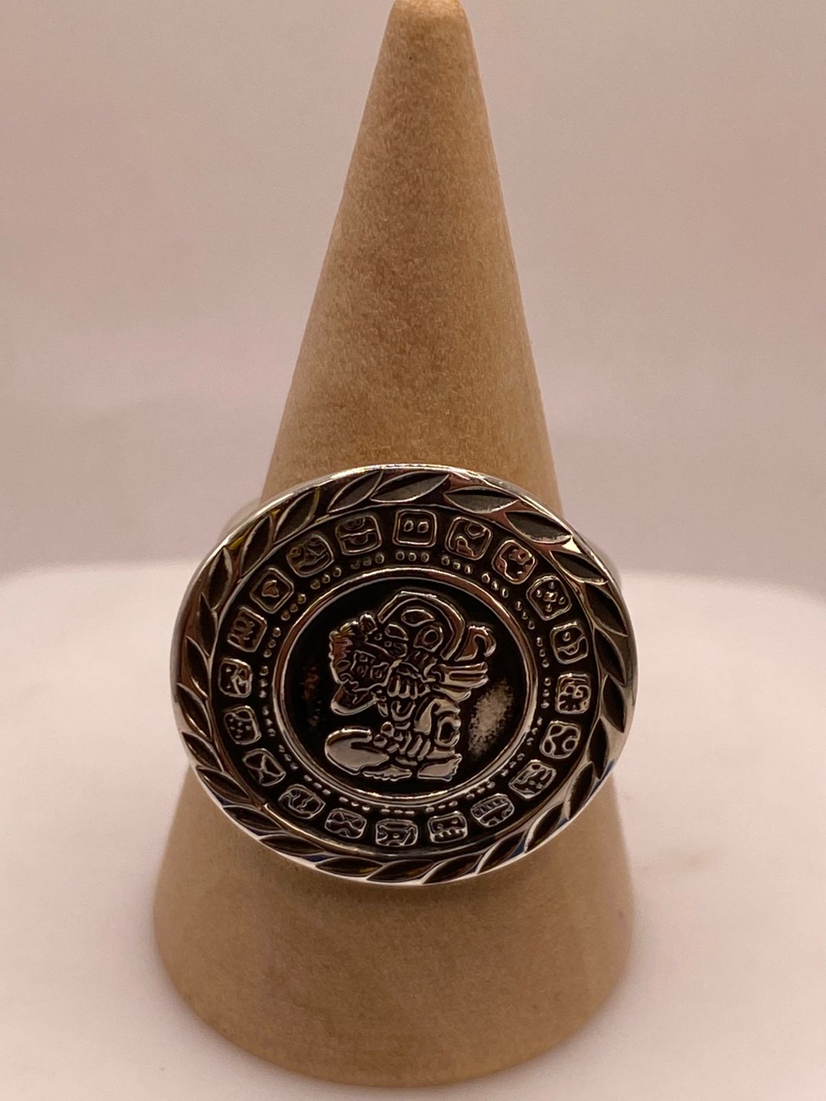 Anillo Artesanal Ajustable en Plata con Calendario Maya