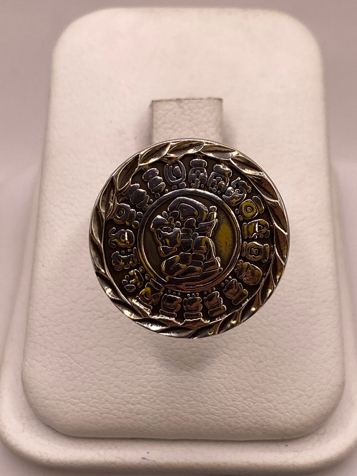 Anillo Artesanal Ajustable en Plata con Calendario Mesoamericano