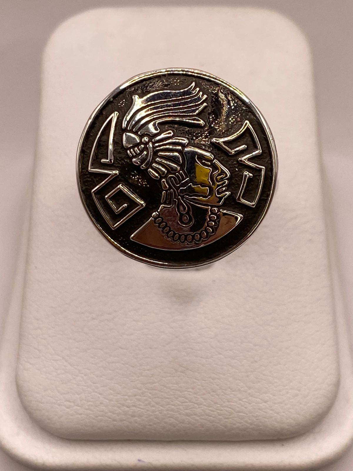 Anillo Artesanal Ajustable en Plata con Rostro Mesoamericano